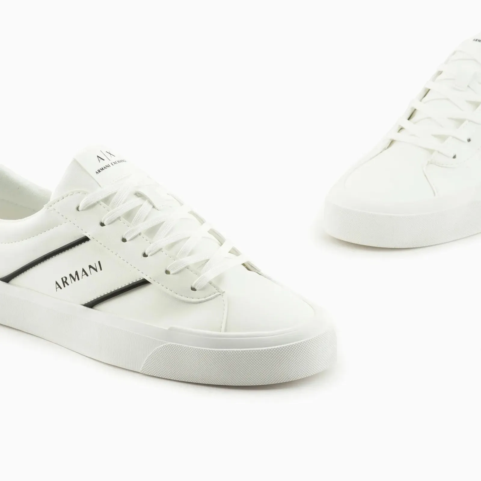 Armani Exchange Contrasting Logo Band Sneakers