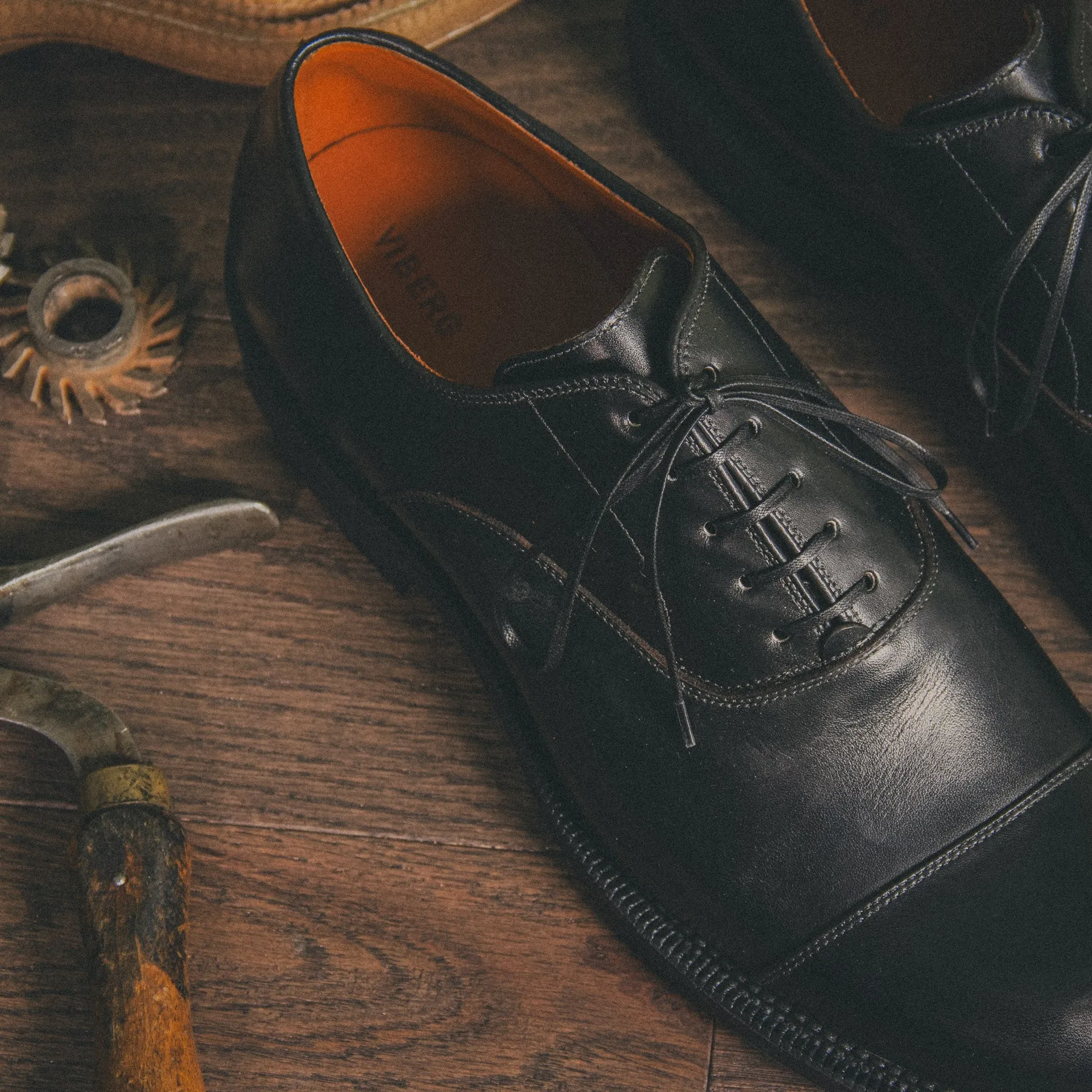 Bastion Oxford - Black French Calf