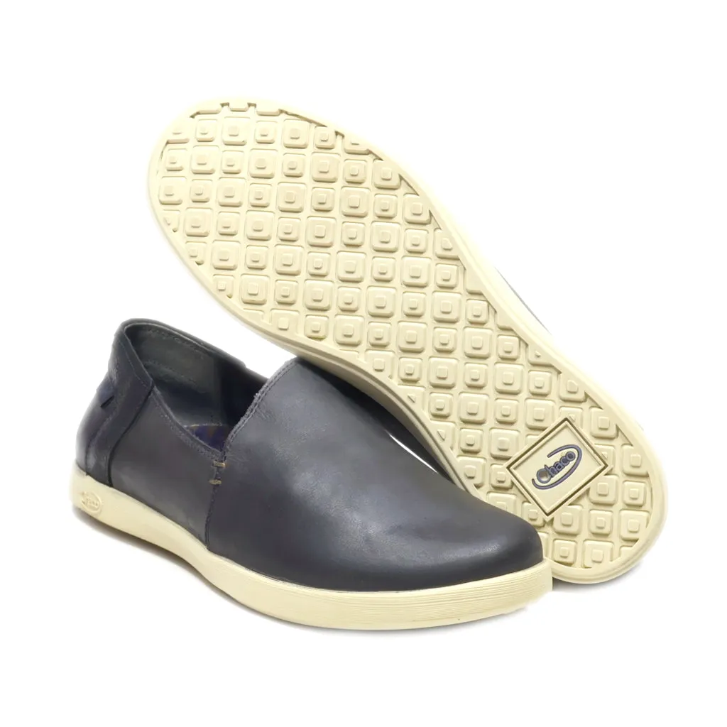 Chaco Inoia Low-Top Sneakers Leather Black Colour For Women