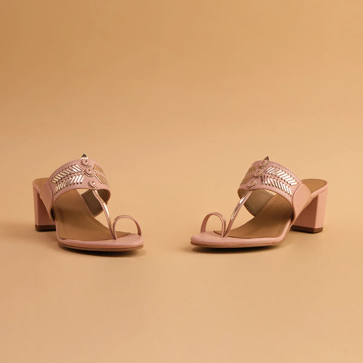 Inaya Kolhapuri Heels