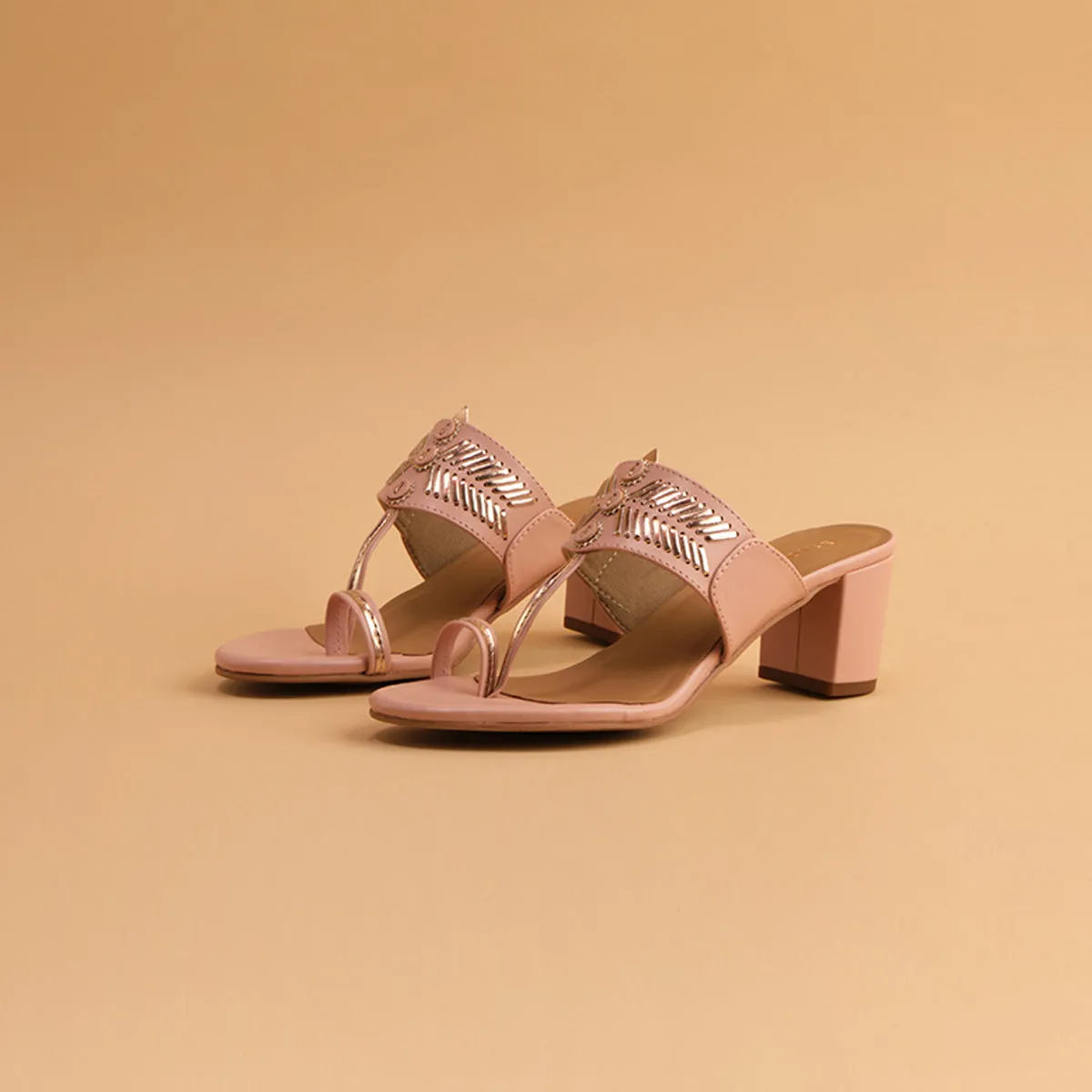 Inaya Kolhapuri Heels