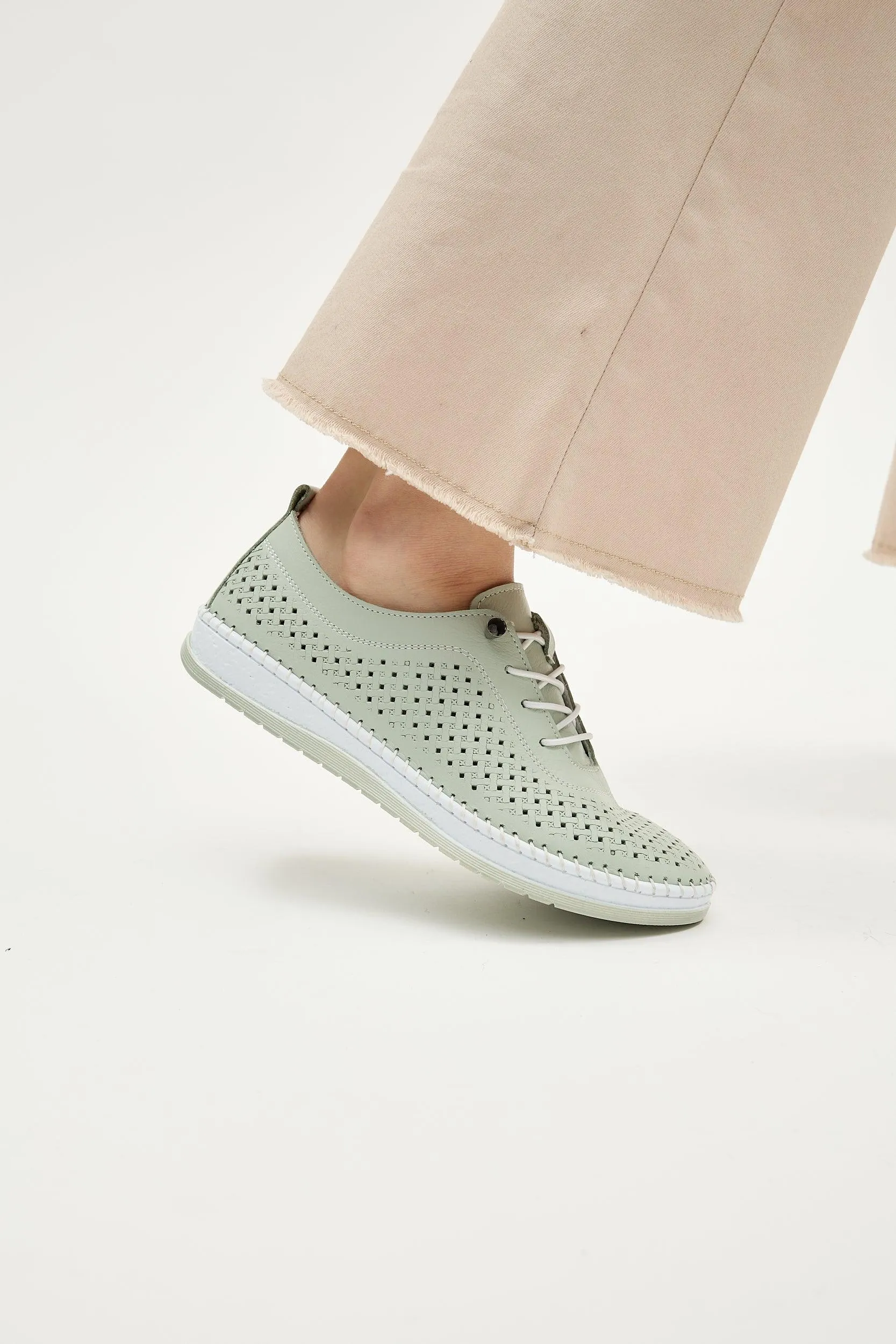 Shoella Mint
