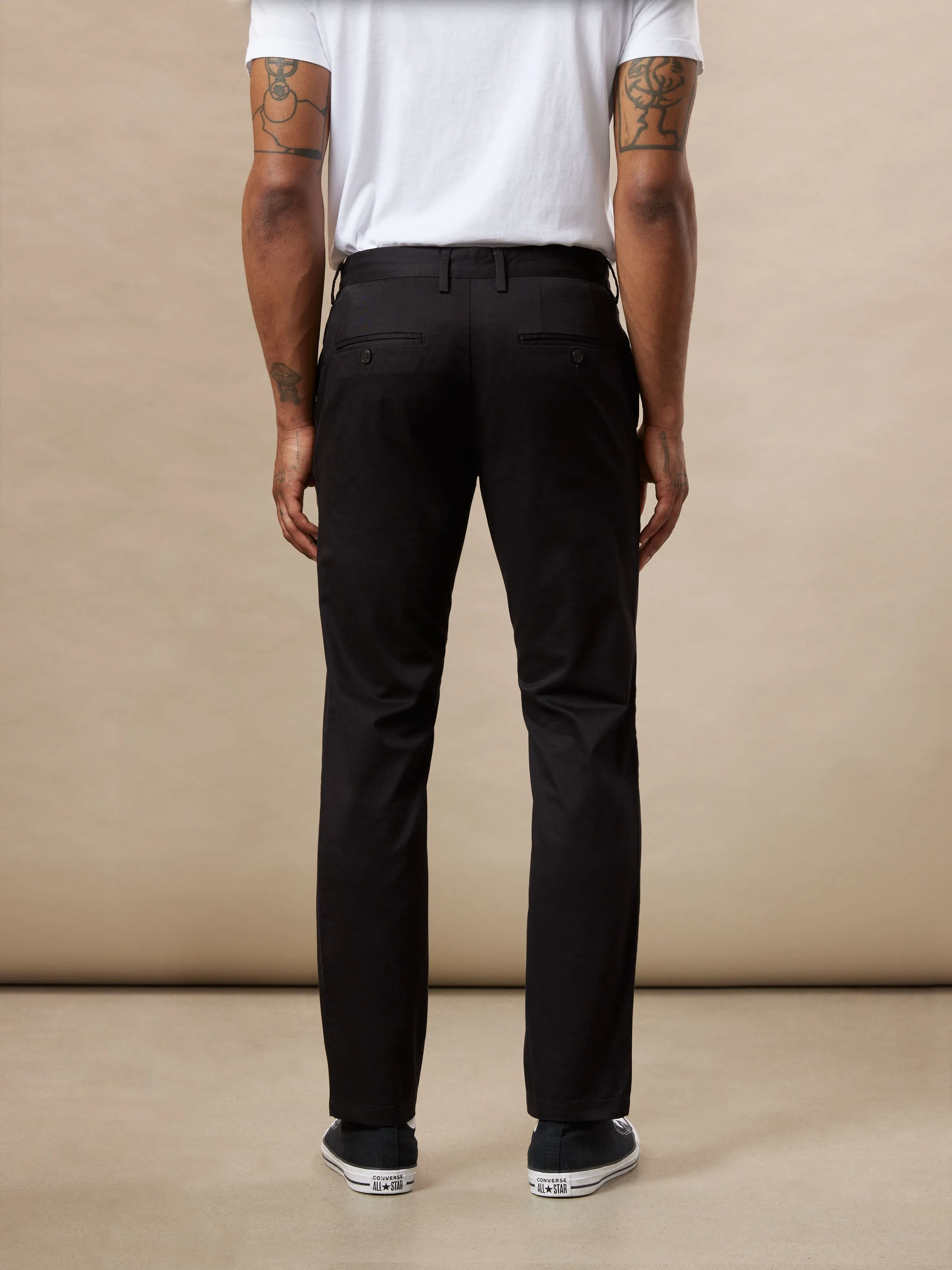 The Brunswick Slim Fit Chino Pant in Black